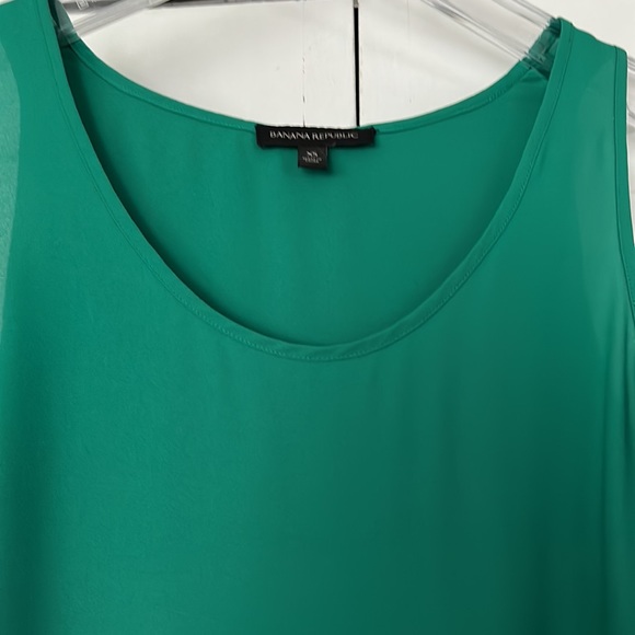 Dressy green tank - Picture 2 of 4